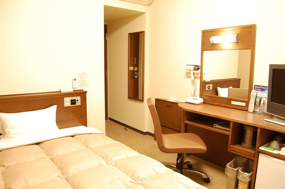 Hotel Route-Inn Dai-Ni Kameyama Inter Dış mekan fotoğraf